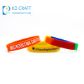 Bracelet en silicone de bracelet en caoutchouc d&#39;école réutilisable injecté d&#39;encre en creux sur mesure vierge de conception unique pour la promotion